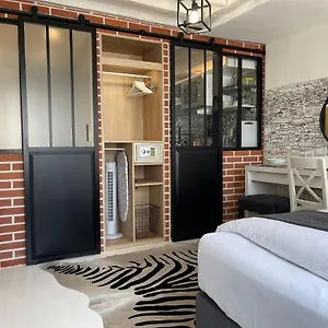  Appartement Studio Beaubourg Marais